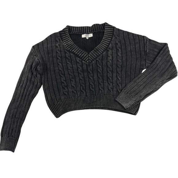 Madden NYC Washed Black Cropped Cable Knit V-Neck Long Sleeved Sweater Size M - Picture 2 of 9